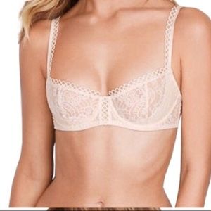 Victoria’s Secret Dream Angels unlined bra